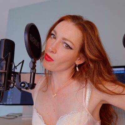 Méditation active, soumission totale